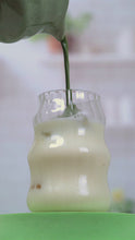 Cargar y reproducir el video en el visor de la galería, Té Matcha Premium (50gr)
