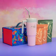 Cargar imagen en el visor de la galería, Pack Maleta de Regalo + Tumbler Blends + 3 Recargas Té o Infusiones
